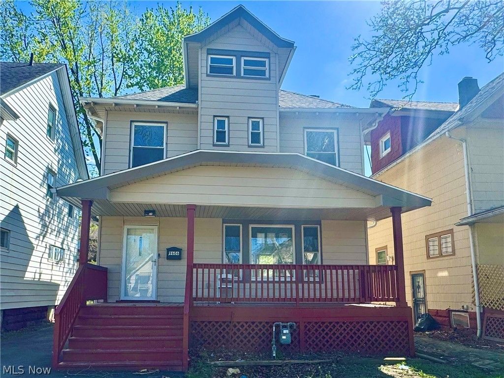 Photo of 9606 Parmelee Avenue, Cleveland, OH 44108 (MLS # 5203613)