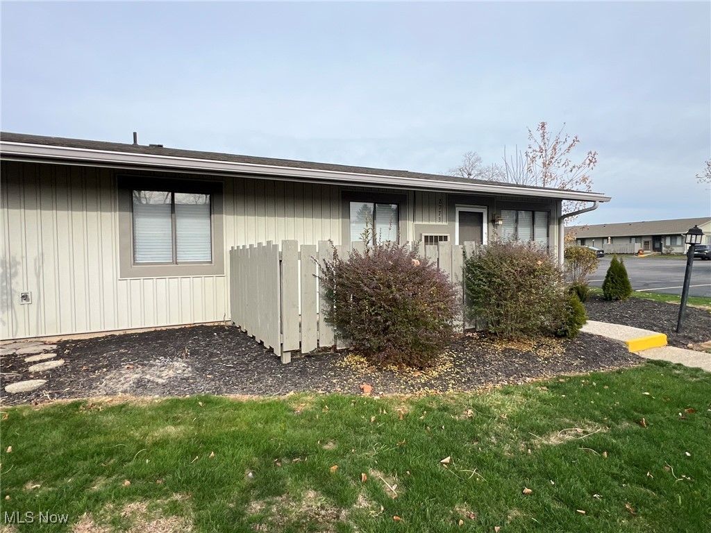 Photo of 2773 Mull Avenue, Copley, OH 44321 (MLS # 5174633)