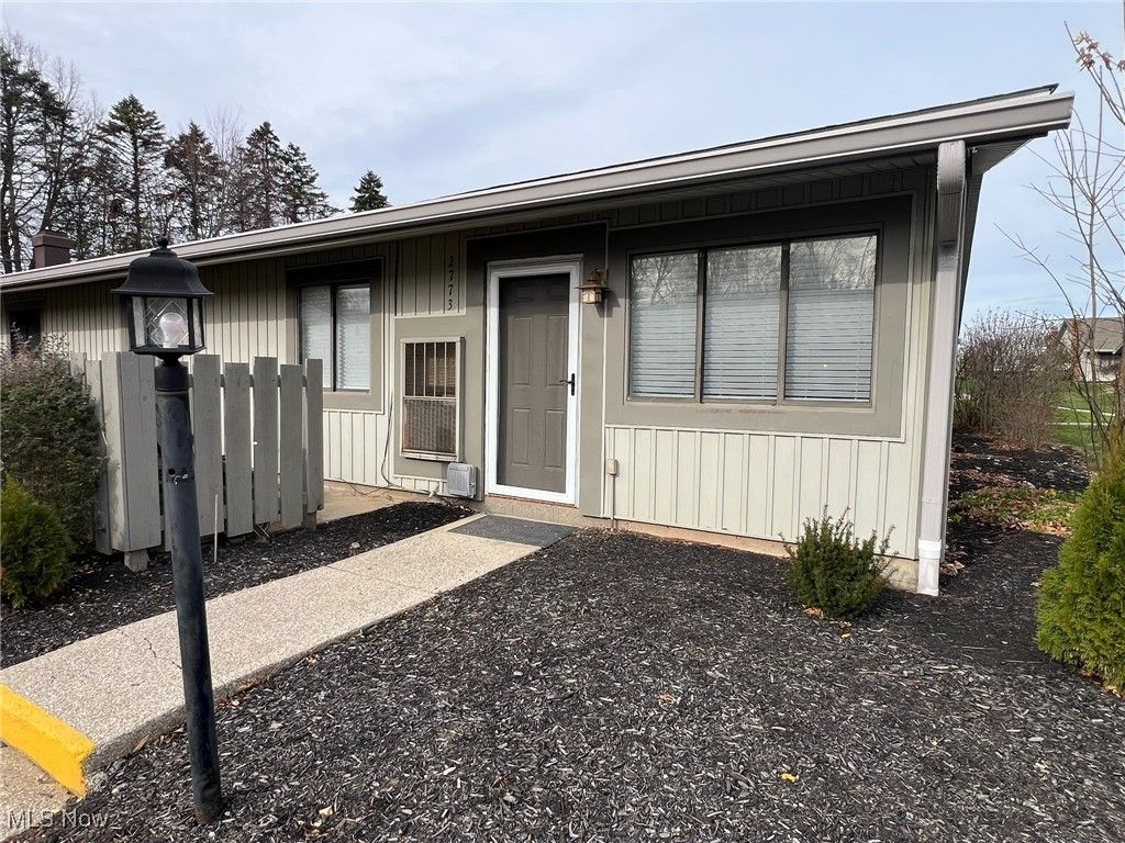 Photo of 2773 Mull Avenue, Copley, OH 44321 (MLS # 5174633)