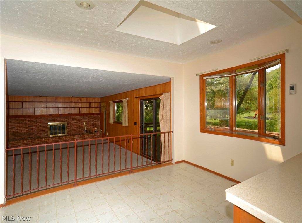 Deerfield Lake - Residential Lease