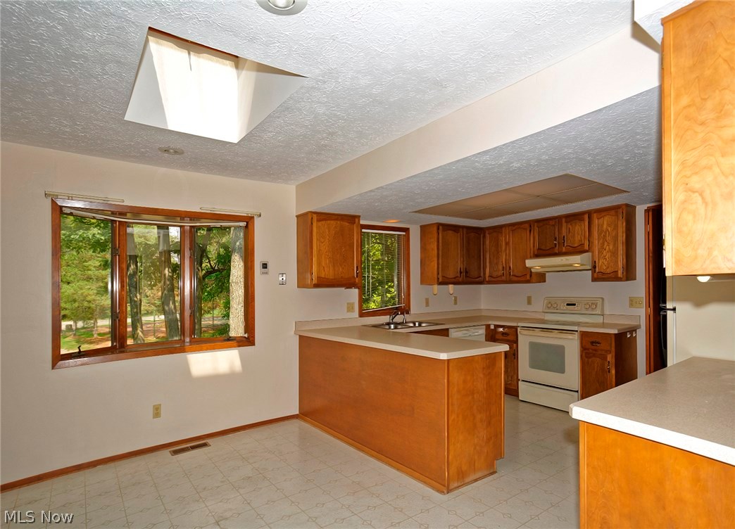 Deerfield Lake - Residential Lease