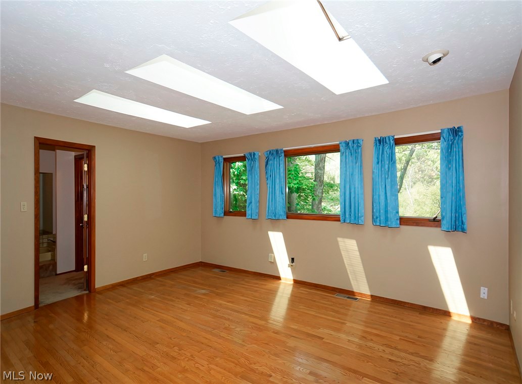 Deerfield Lake - Residential Lease