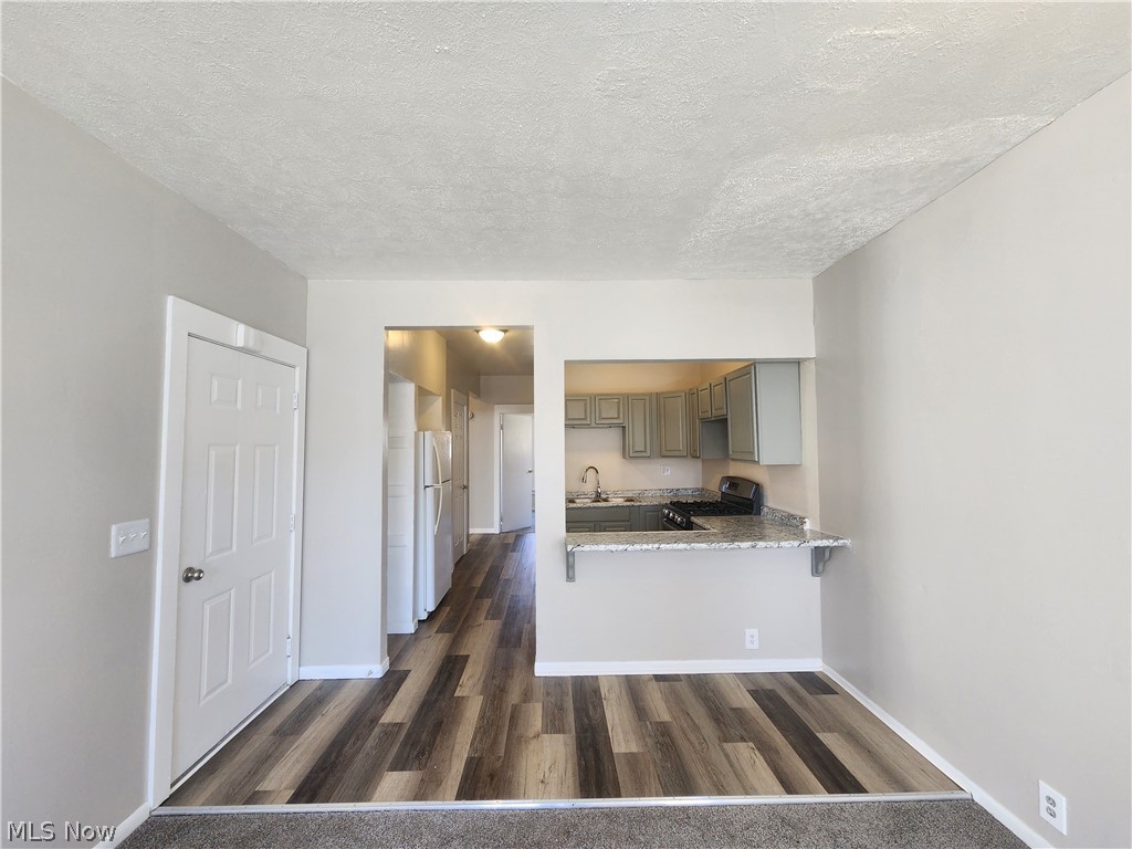 2063 W 104th Street
