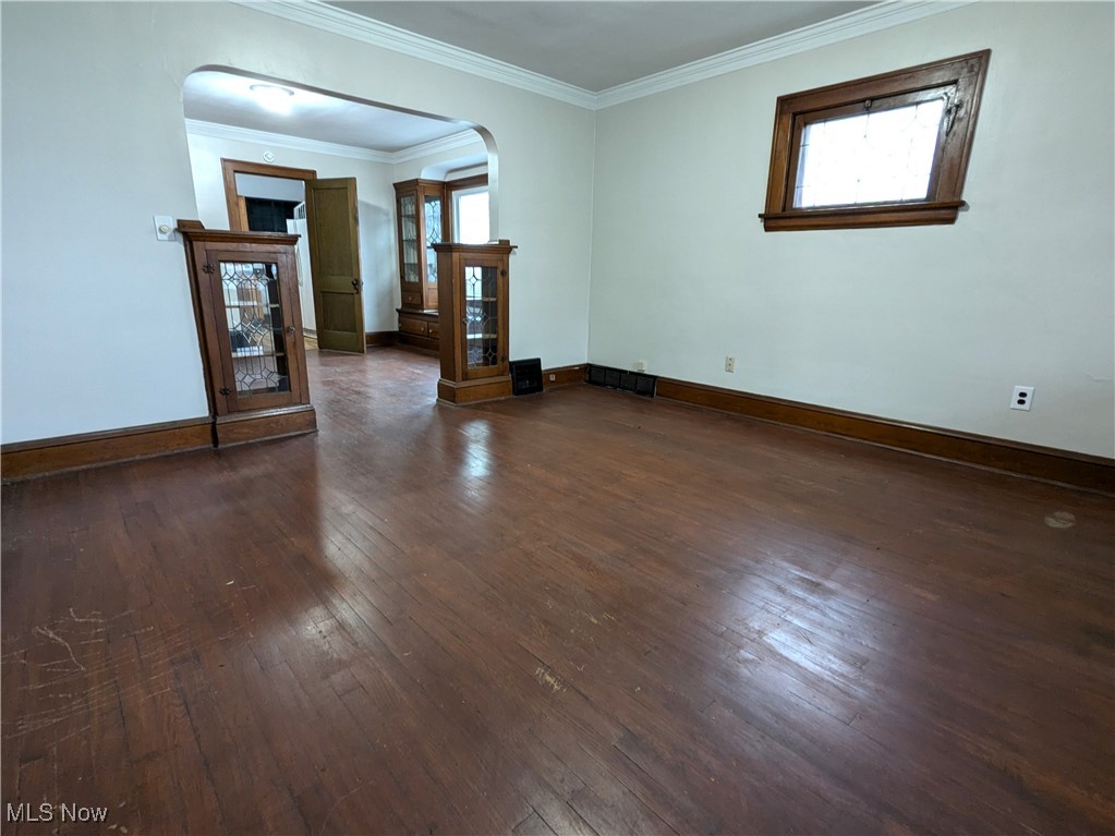 Garfield Heights, Ohio 44125, United States, 2 Bedrooms Bedrooms, ,1 BathroomBathrooms,Residential,Pending,18050