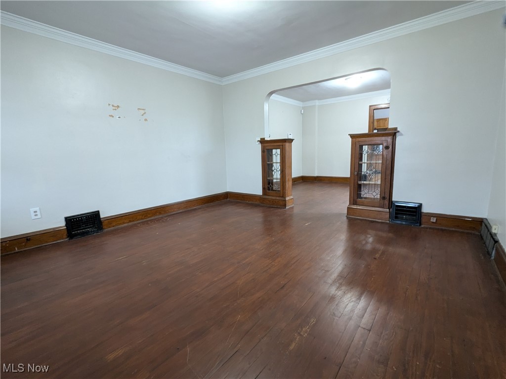 Garfield Heights, Ohio 44125, United States, 2 Bedrooms Bedrooms, ,1 BathroomBathrooms,Residential,Pending,18050