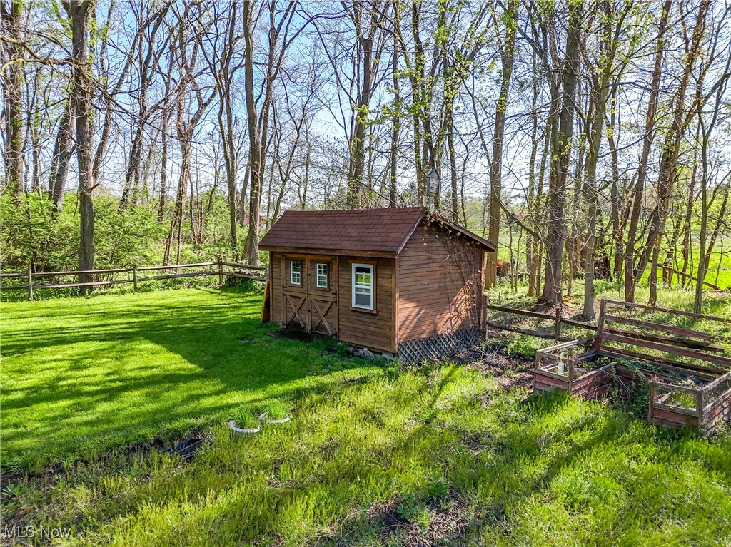 1481 Limonis Street, Uniontown, Ohio image 38