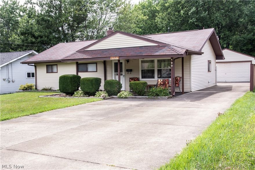 Welcome Home to this spacious Ranch home! There are so many updates including the newly remodeled eat in kitchen and bathrooms, Newer windows, Vinyl siding, Hardwood floors and new carpet. Massive two car garage that could fit four, All appliances are staying. Call today before it's Gone!