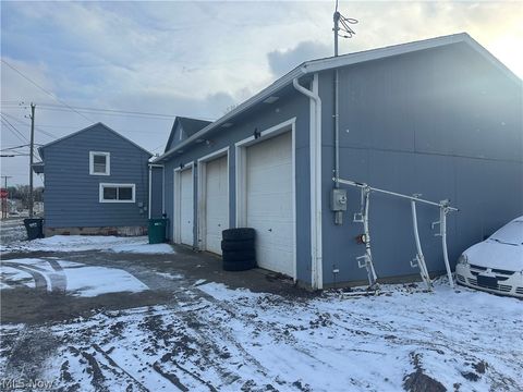 Tiny photo for 403 Nassau Street W, East Canton, OH 44730 (MLS # 5190326)