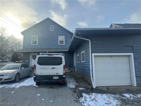 Tiny photo for 403 Nassau Street W, East Canton, OH 44730 (MLS # 5190326)