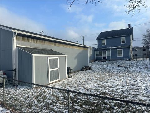 Tiny photo for 403 Nassau Street W, East Canton, OH 44730 (MLS # 5190326)