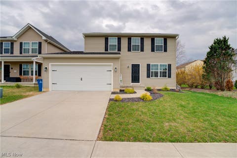 Homes For Sale - 3523 Magnolia Drive<br/> Lorain, OH 44053