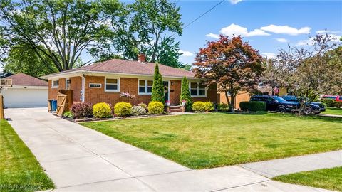 4596 Selhurst Road, North Olmsted, OH 44070 - #: 5130710