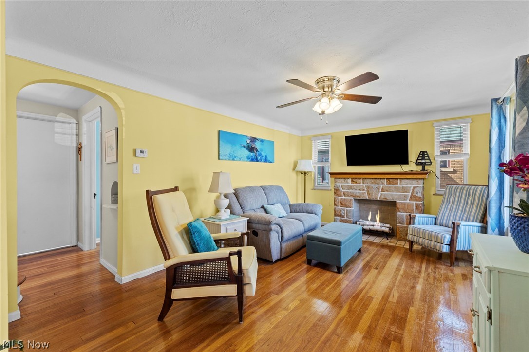 August Shermers Aufait - Residential