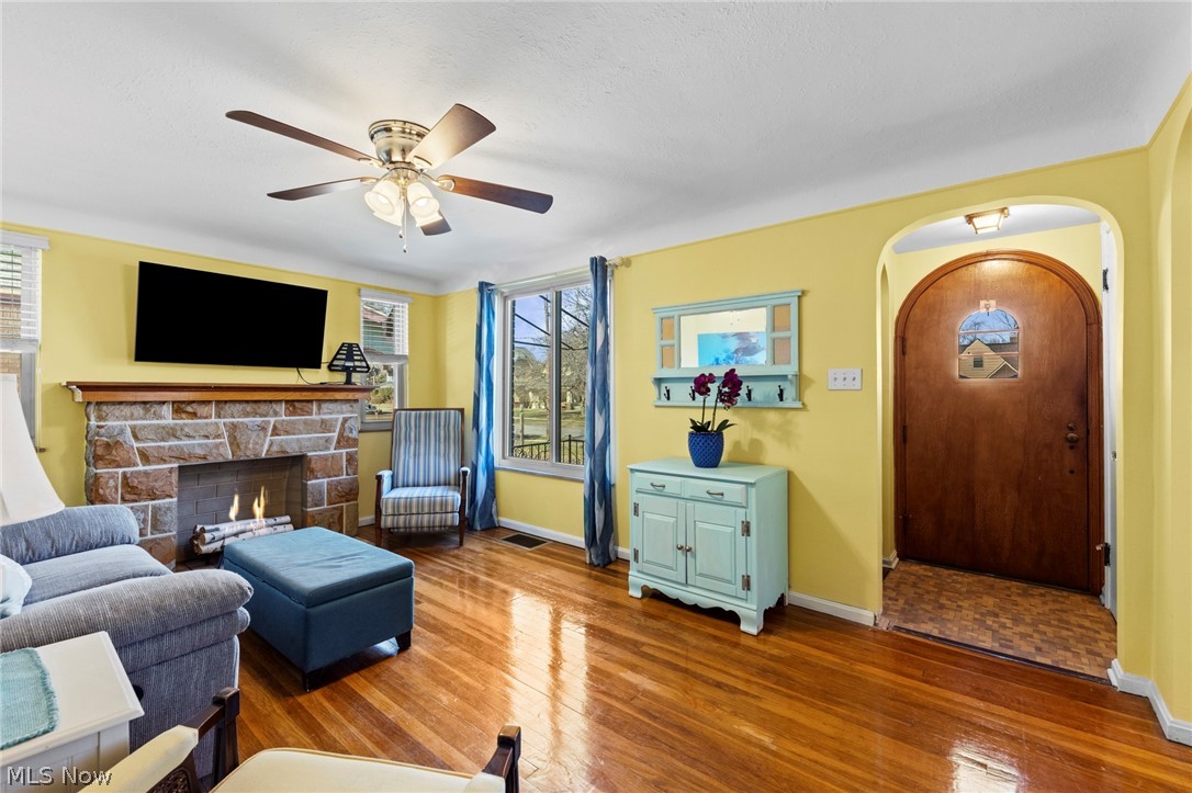 August Shermers Aufait - Residential