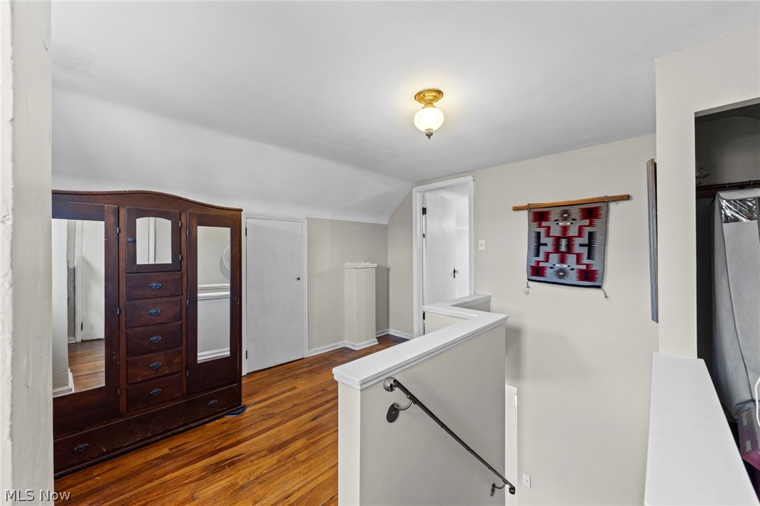 August Shermers Aufait - Residential