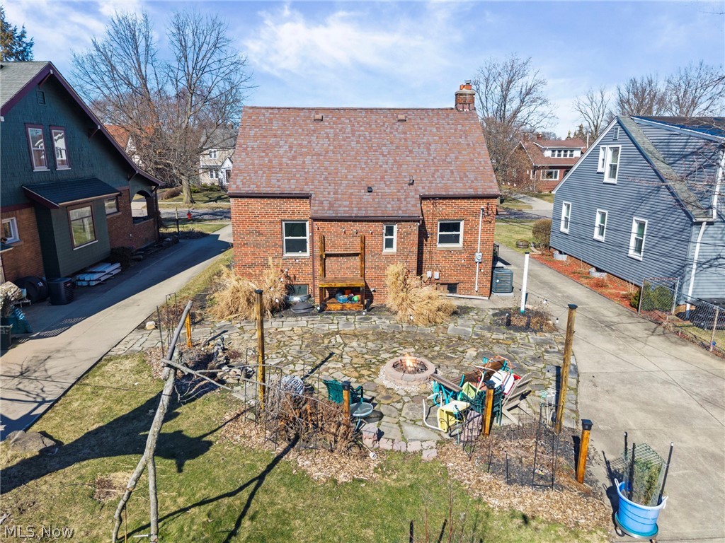 August Shermers Aufait - Residential