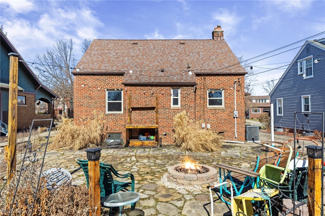 August Shermers Aufait - Residential