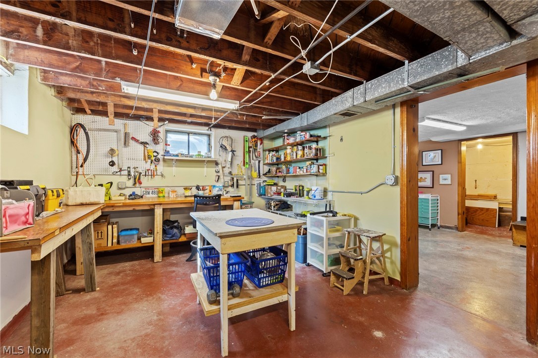 August Shermers Aufait - Residential