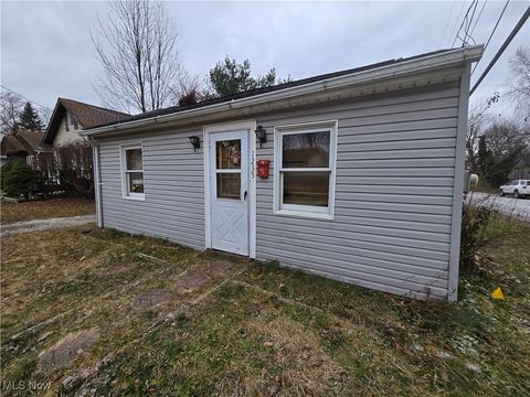 1235 Sevilla Avenue, Akron, OH 44314 - MLS#: 5092067