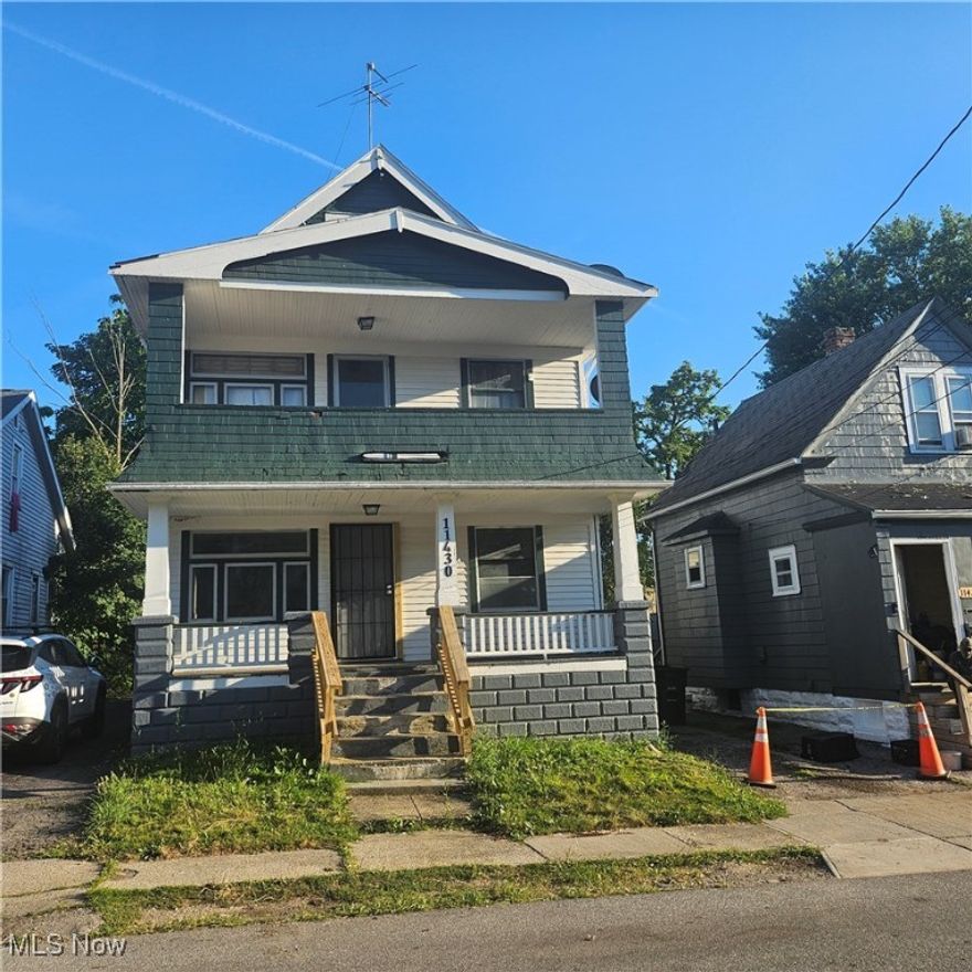 Start -or add to - your investment portfolio with this Cleveland Duplex, close to Shaker Square. Recent updates include some windows, kitchen cabinets/counters, paint. Fully occupied duplex with $2140/mo rental income, this gem can generate well above 12% CAP rate - Ask for details!