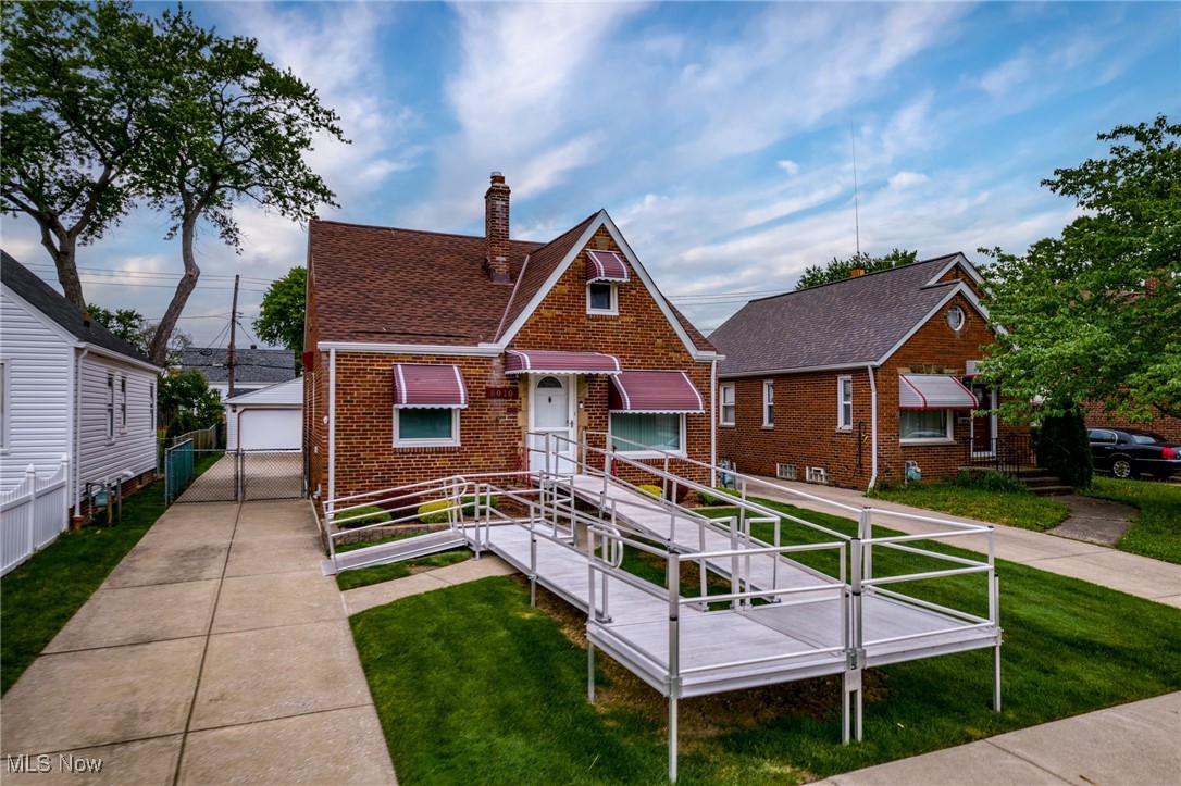 8010 Whittington Drive, Parma, Ohio image 34
