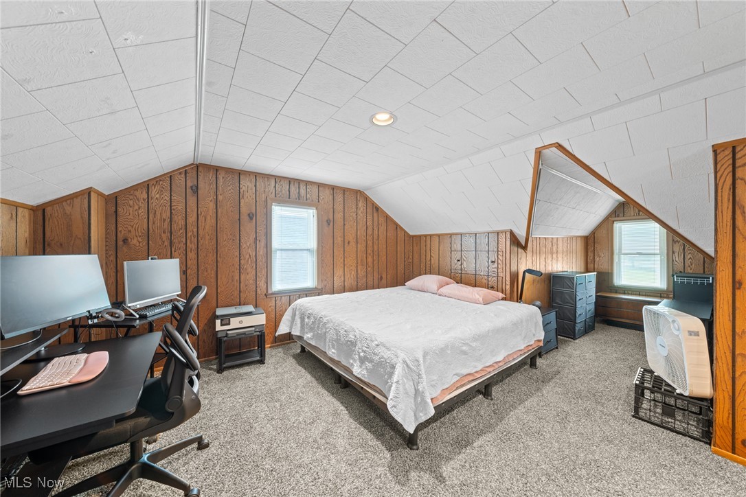 8010 Whittington Drive, Parma, Ohio image 26