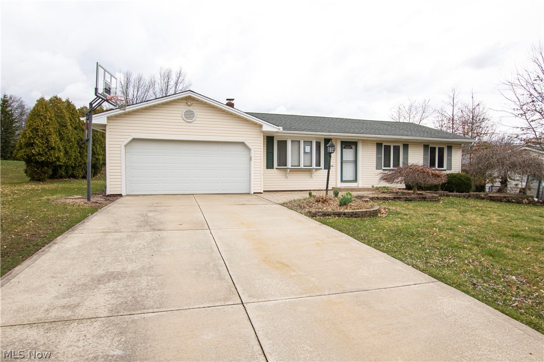 Bank owned. Build some sweat equity here with this 3 bedroom 2.5 bath ranch! Home features an attached garage, ceramic tiled kitchen and family room, master bedroom with private full bath, finished rec room, two bayed windows, stamped patio, pool and storage shed. Brecksville-Broadview Hts Schools!