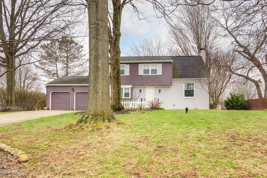 Photo of 5981 Wiclif Street NE, Canton, OH 44721 (MLS # 5193791)