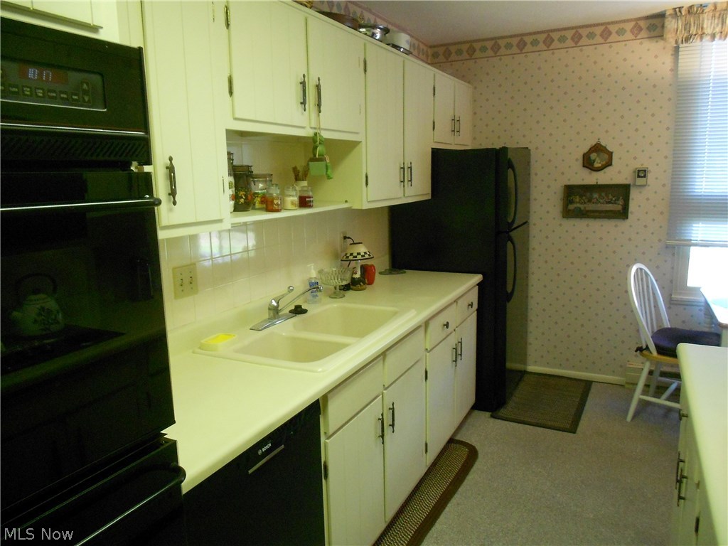 Silver Lake Towers Condo - Residential