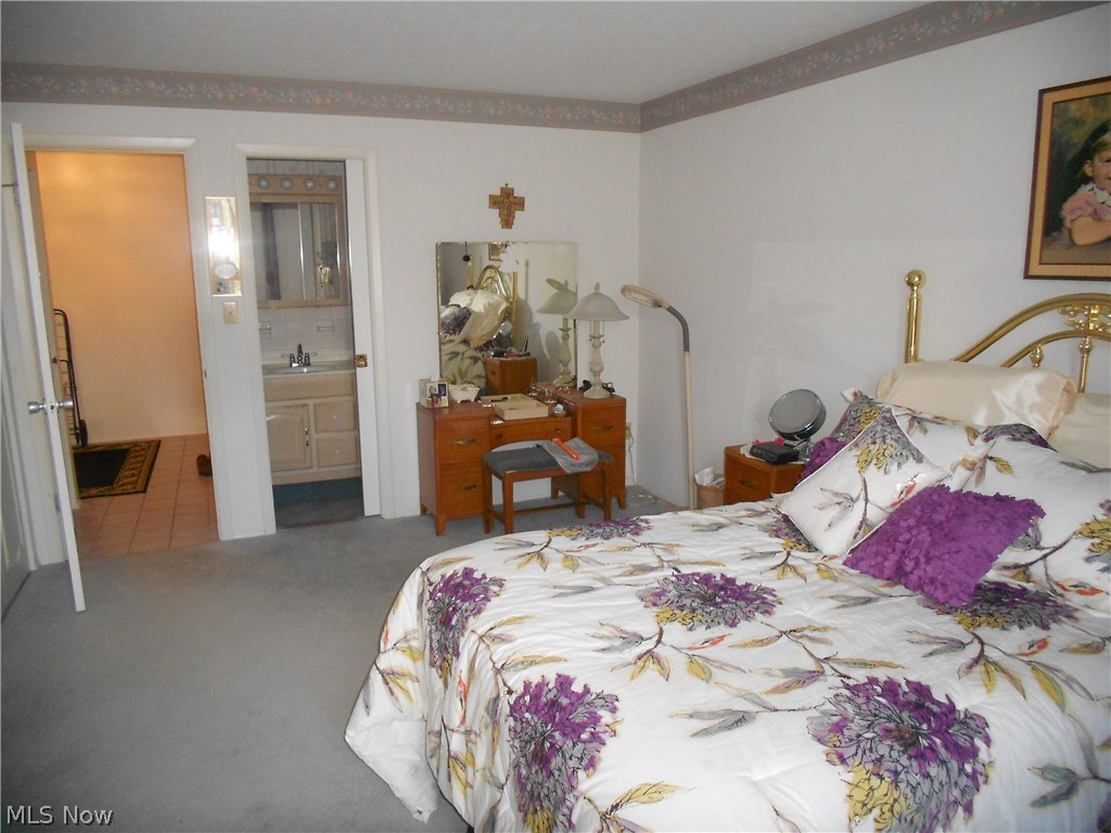 Silver Lake Towers Condo - Residential