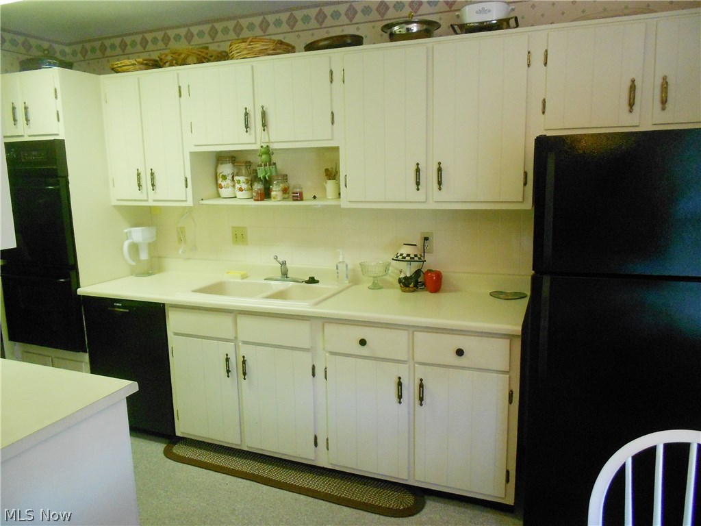 Silver Lake Towers Condo - Residential