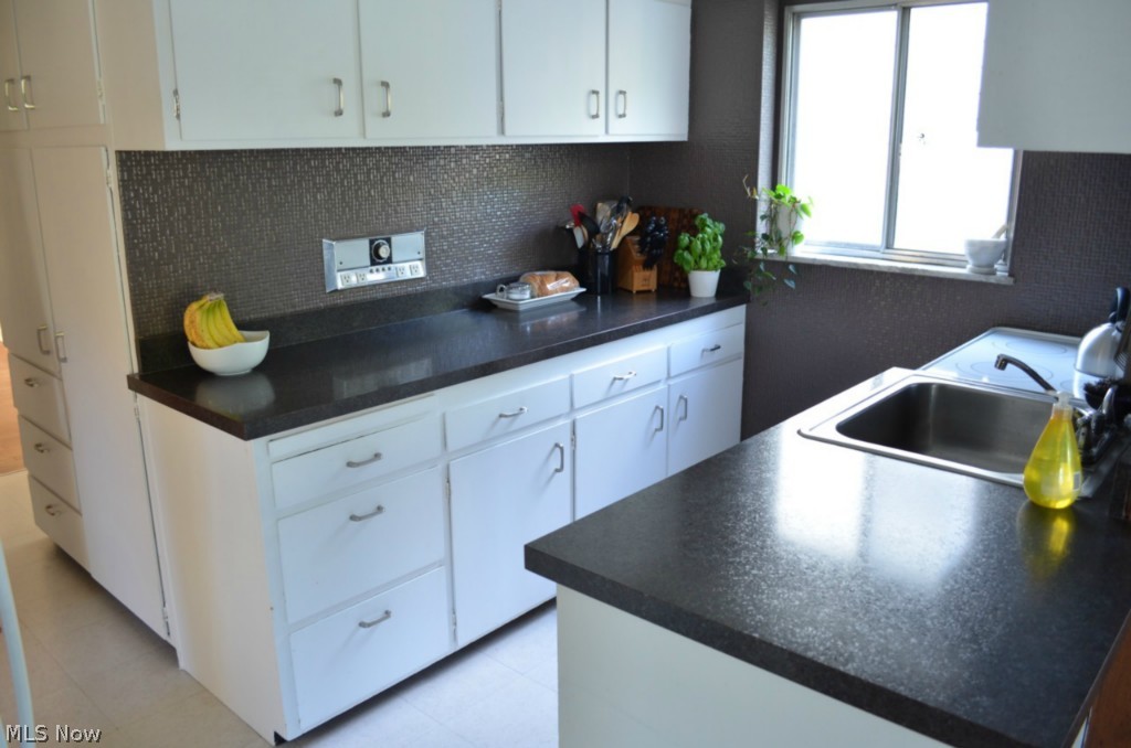 Mayfields/Belvoir Blvd Su - Residential