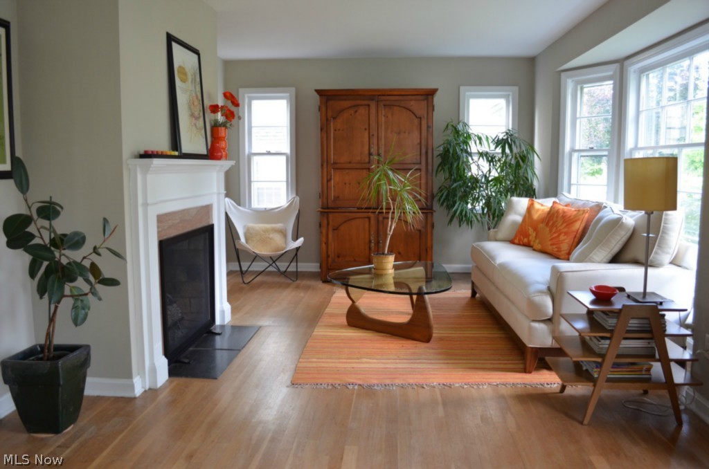 Mayfields/Belvoir Blvd Su - Residential