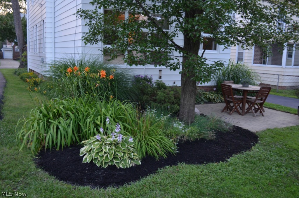 Mayfields/Belvoir Blvd Su - Residential