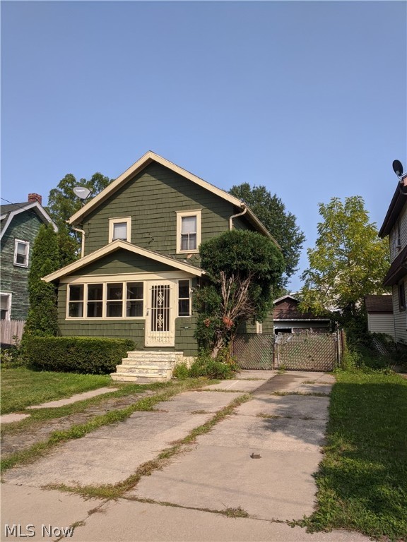 Hill Sewer Pipe - Residential