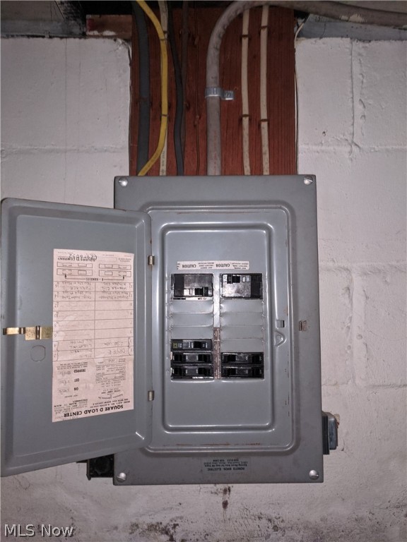 Hill Sewer Pipe - Residential