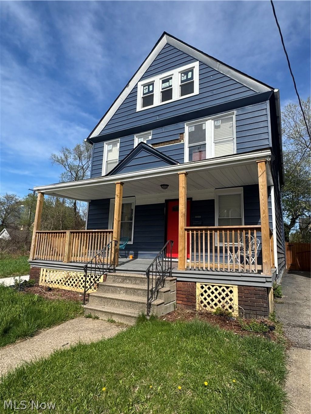 Photo of 2201 E 86th Street, Cleveland, OH 44106 (MLS # 5202492)