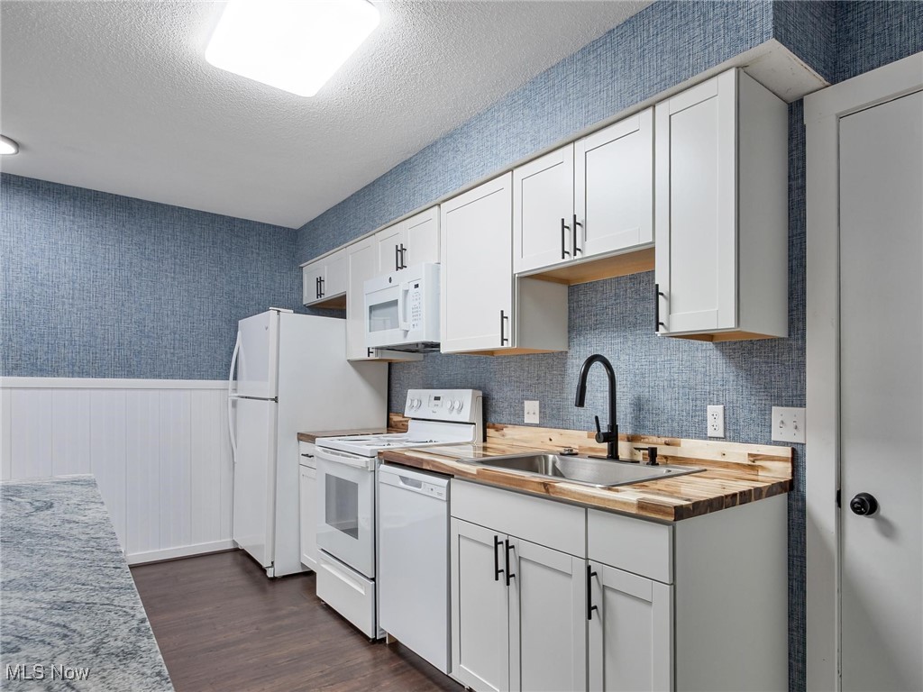 Terrace Court Colony North - Residential