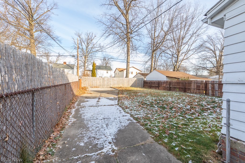 Shore View 02 - Residential