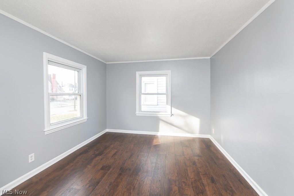 Shore View 02 - Residential