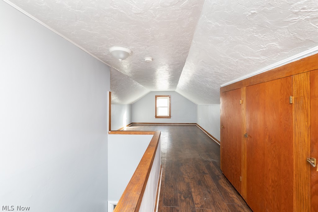 Shore View 02 - Residential