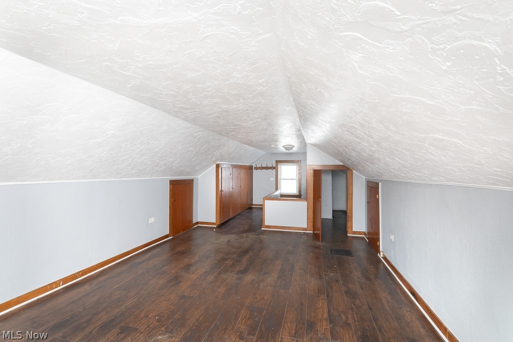 Shore View 02 - Residential