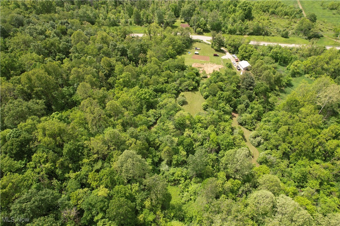 6960 Bluebell Road, Cumberland, Ohio image 7