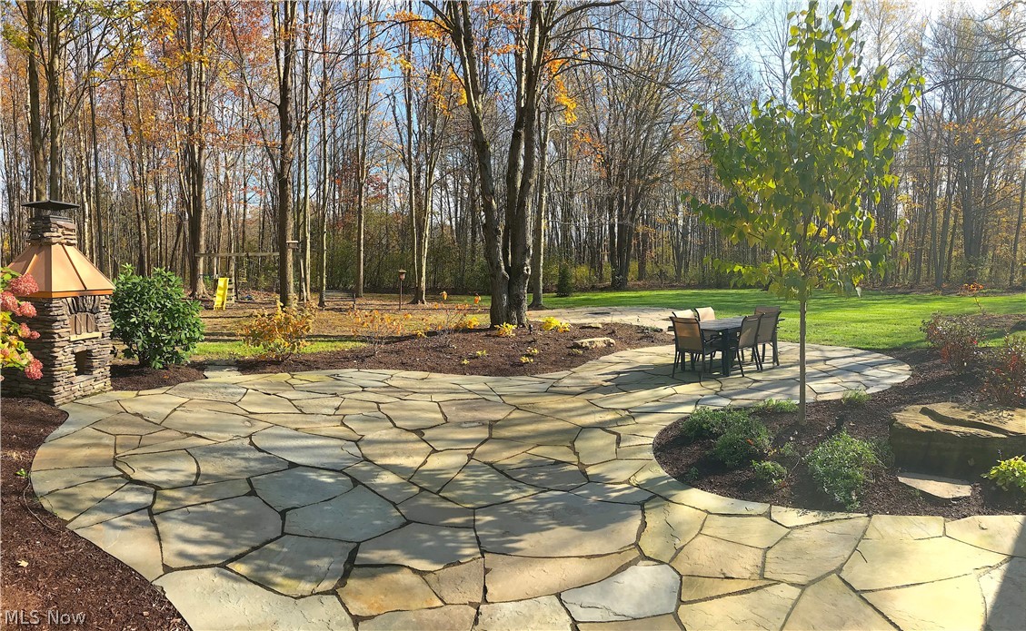 Roaming Rock 14 - Residential