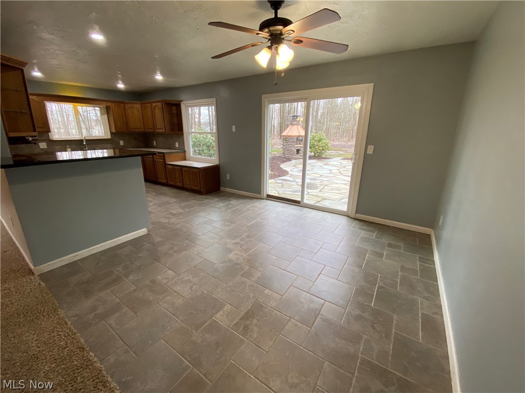 Roaming Rock 14 - Residential