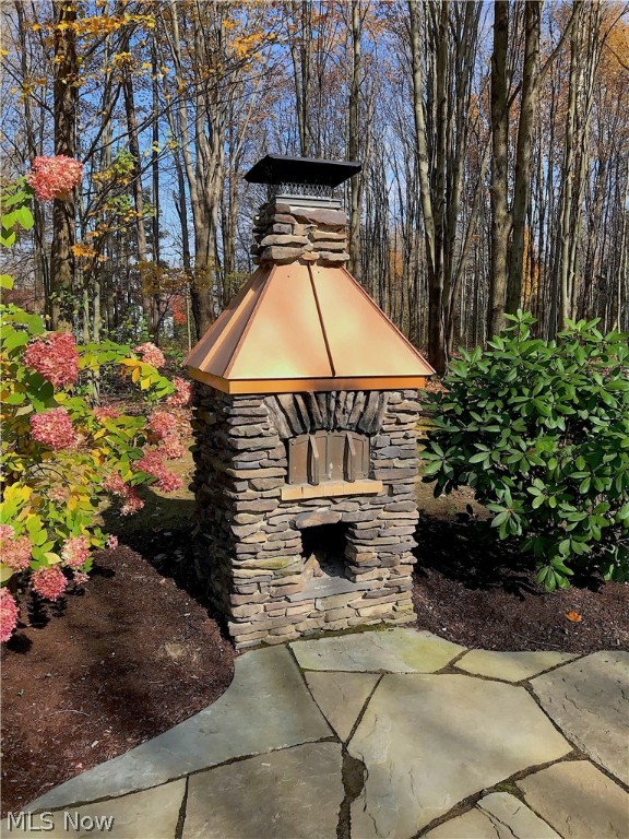 Roaming Rock 14 - Residential