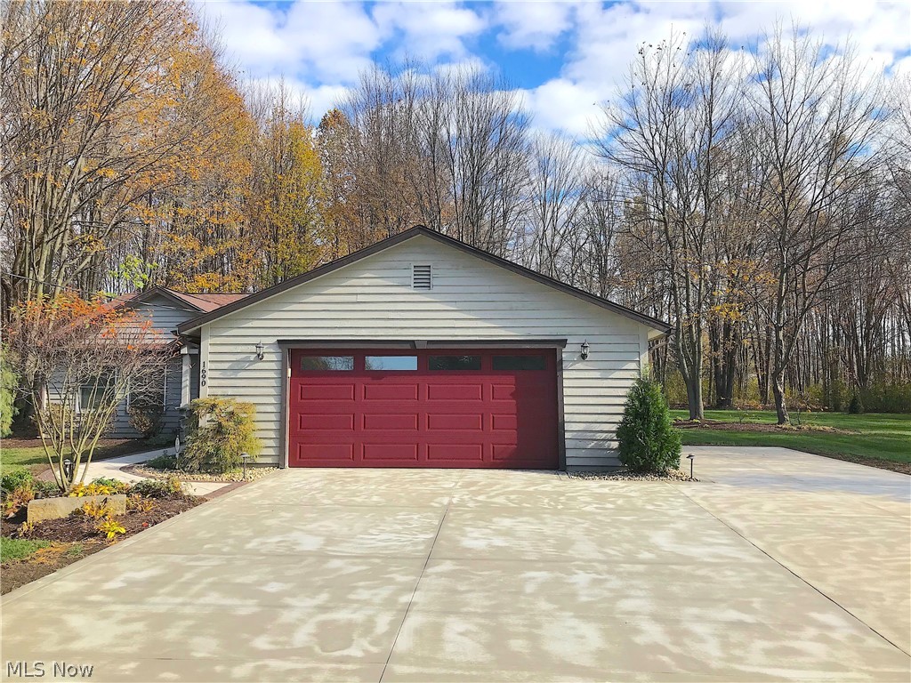 Roaming Rock 14 - Residential