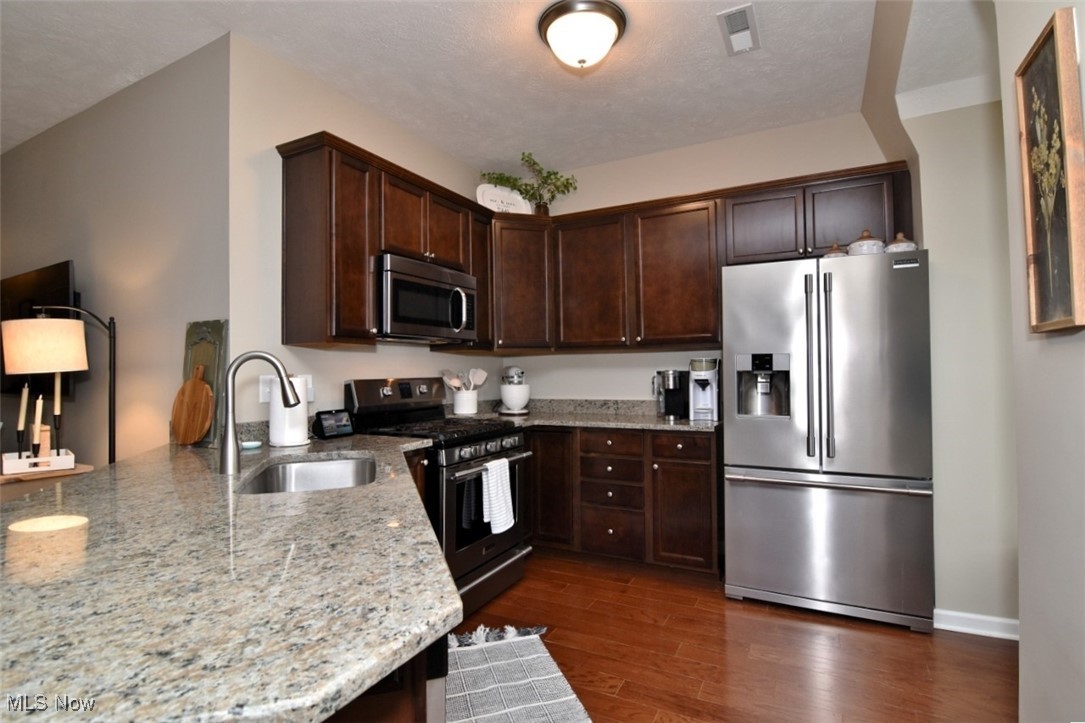 Willoughby Pointe Condo - Residential