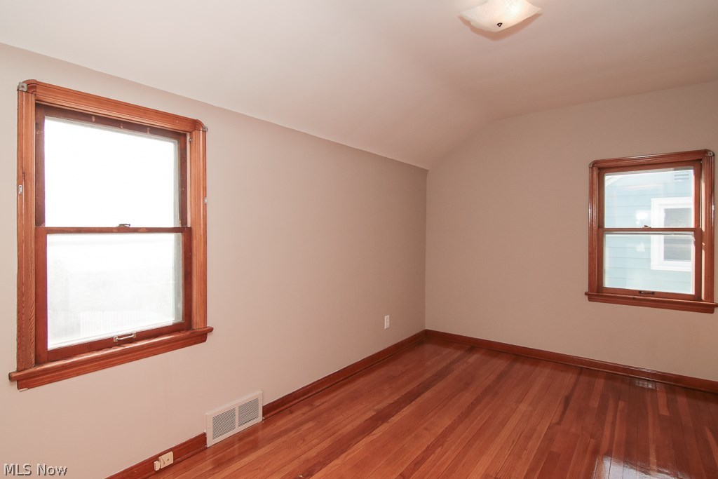 Ridgewood 02 - Residential