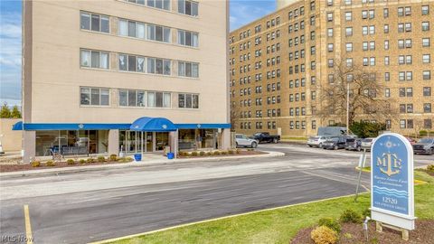 Homes For Sale - 12520 Edgewater Drive #1504<br/> Lakewood, OH 44107